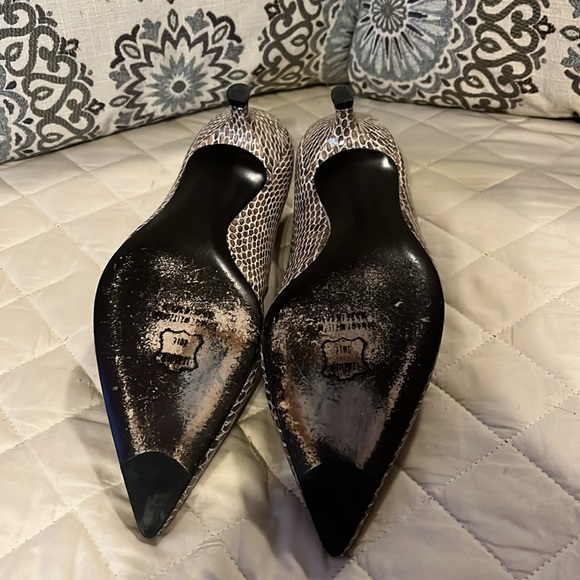 Stuart Weitzman sz 9 - Picture 12 of 17